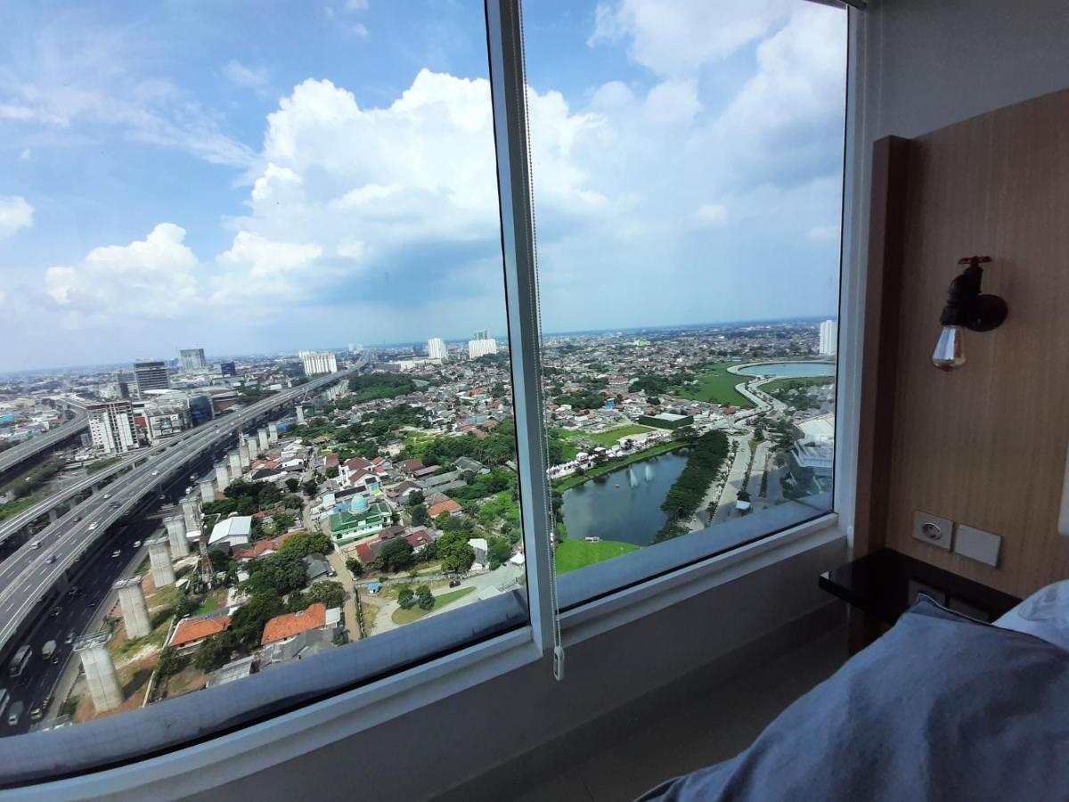 Panoramic View Grand Kamala Lagoon Bekasi Exteriör bild